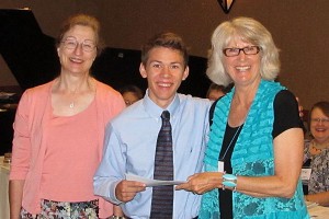Matthew VanRissenghem receives scholarship